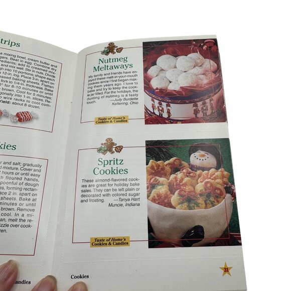 Best-Ever Christmas Cookies & Candies Taste Of Home Recipe Book - Picture 4 of 6